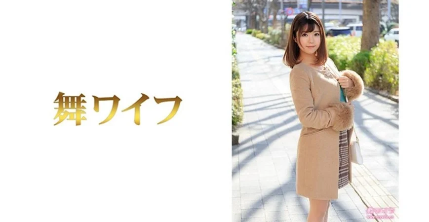 颜射小甜心两男两女4PJQ啪啪，性感黑丝特写口交掰穴特写后人猛操